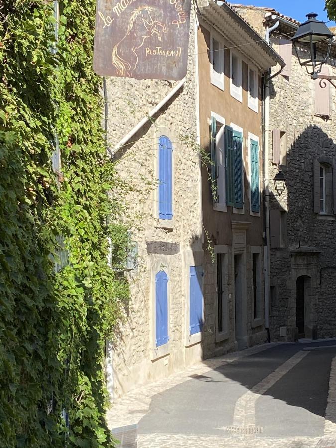 Entre Terre Et Ciel. Apartment Saignon Exterior photo