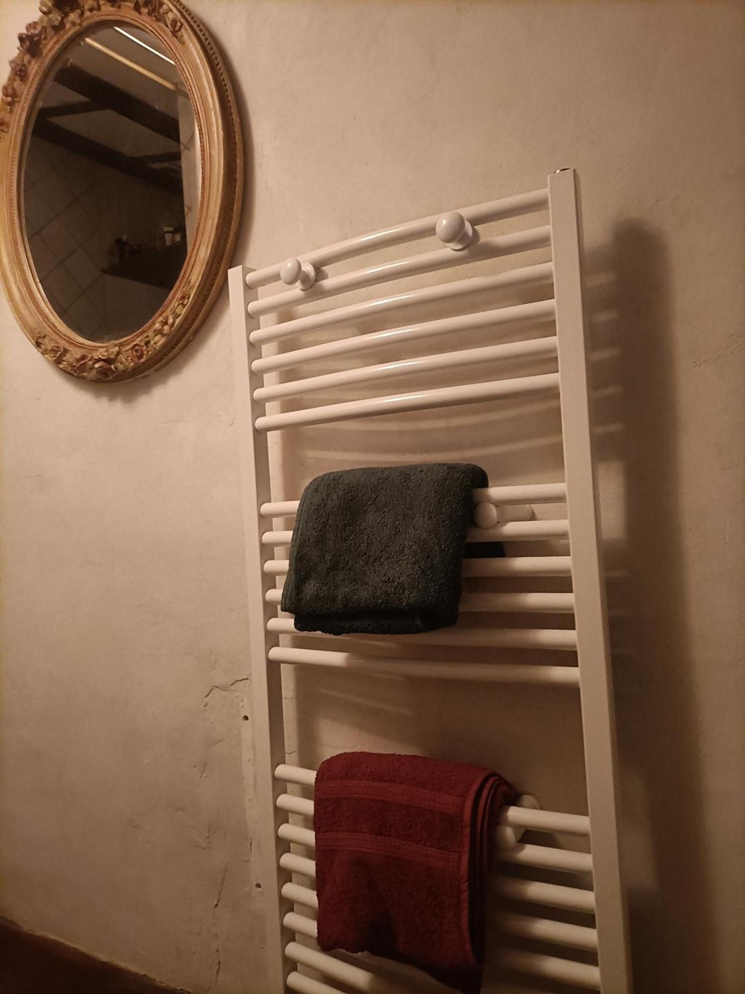 Entre Terre Et Ciel. Apartment Saignon Exterior photo