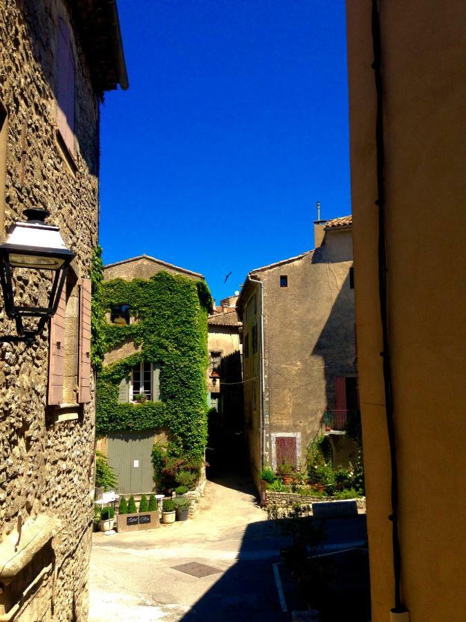 Entre Terre Et Ciel. Apartment Saignon Exterior photo